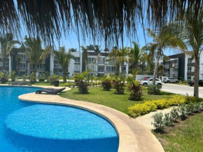 Departamento con club de playa Acapulco Diamante